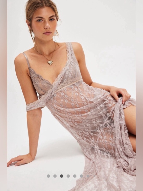 Free People Dresses & Skirts - ✨NEW✨ Free People Just Looking Midi Slip